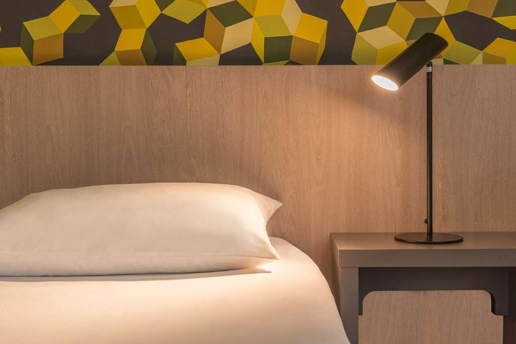 The Originals City, Ara Hotel, Landerneau Δωμάτιο φωτογραφία